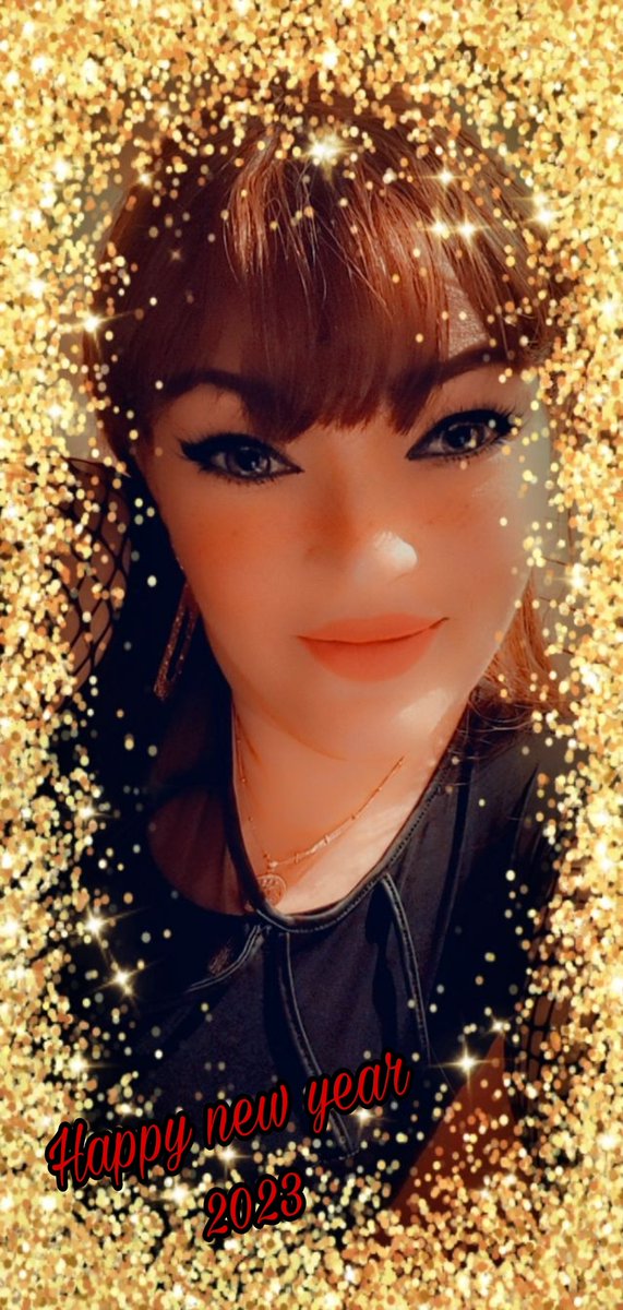RehabASaleh's tweet photo. كل عام وانتم بخير سنة سعيدة علينا وعليكم يارب 😍 2023 https://t.co/hdK0bJwigd