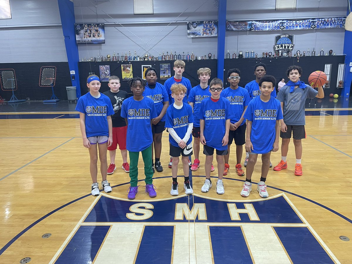 KCBAELITE's tweet photo. KCBA/MDE Christmas Basketball Camp!! A bunch of 3rd-8th graders used the Christmas break to get better!! #MDE #KCBA https://t.co/DpWubQCC6K