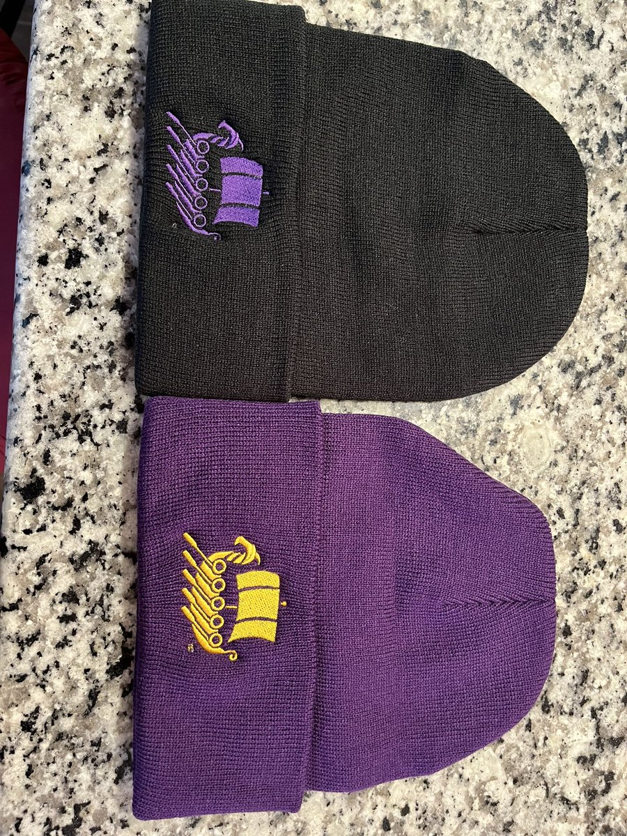 New merchandise just arrived in time for this weekend’s raffle! Thank you <a href="/GridironTrad/">Gridiron Tradition™️</a> !! Thanks also to <a href="/SalSpice/">sally 👑</a> <a href="/Nic_Breezy/">Nic</a> <a href="/haley_darling/">haley</a> for introducing their products to me!! #Skol