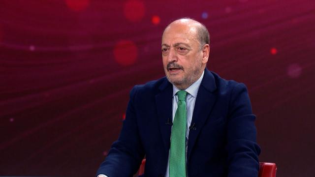 Çalışma Bakanı: Asgari ücrete yüzde 50 yapıldı, bize de olur mu gibi fikirler duyuyoruz. Adı üzerinde asgari ücret bu. Memur yılda 2 defa alıyor. Enflasyon belli olduktan sonra memur zammını gözden geçireceğiz. Bütün çalışanlarımızı enflasyona ezdirmeyeceğiz.