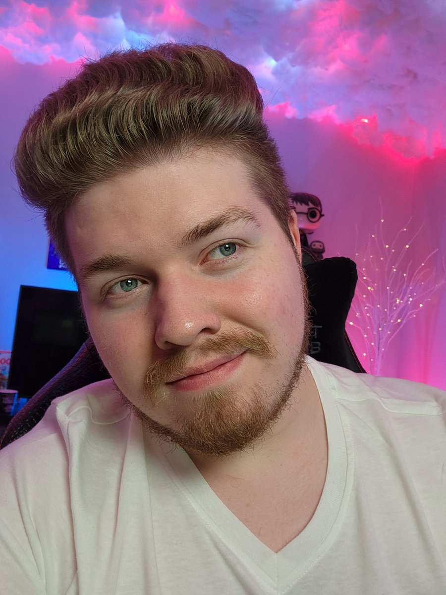 ItsJustScuf's tweet photo. Felt good today! 😊

So it's my once a year "Update my Profile Pic" post 😋

#NewProfilePic https://t.co/S1JmsZFAvb