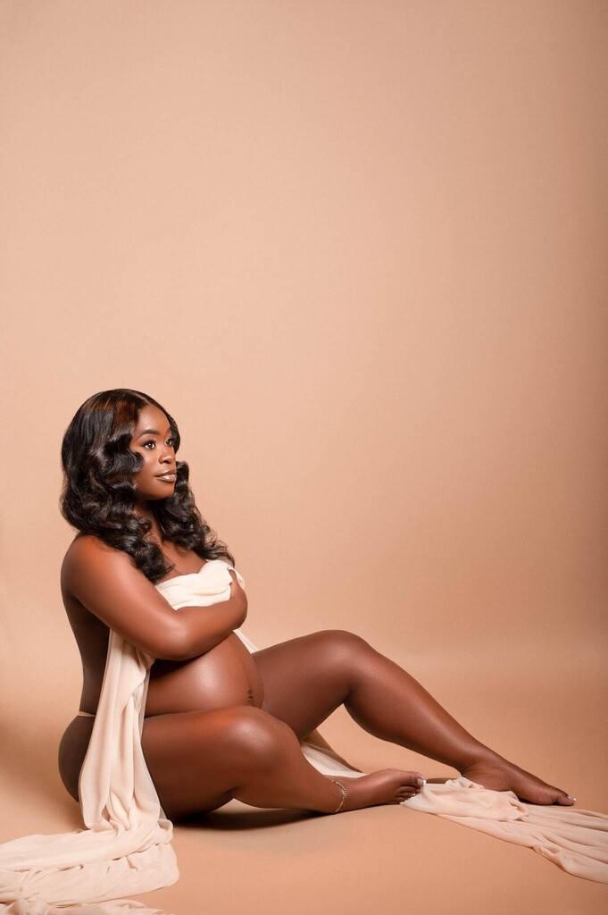 jluvjj14's tweet photo. Being pregnant means every day is another day closer to meeting the love of my life.
##jonjphotography | #jonjphoto | #jonjpics | #photobrosofsc |#scphotographer | #studiopics #portrait #melaninbeauty #charlottephotographer | #letscreatemagic #pregna… https://t.co/GCf755rI6v https://t.co/rOjZJsx04N