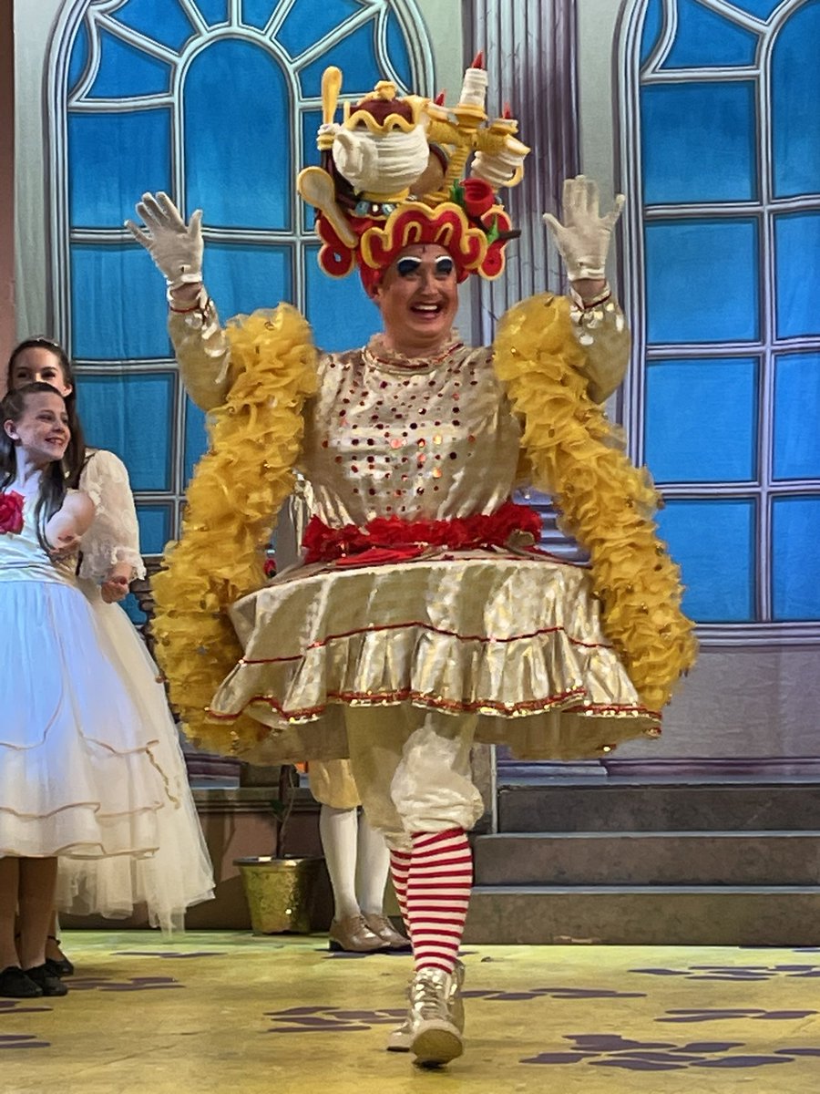 natalielaune's tweet photo. @PolkaDot_Pantos https://t.co/BaLoTNIEAL