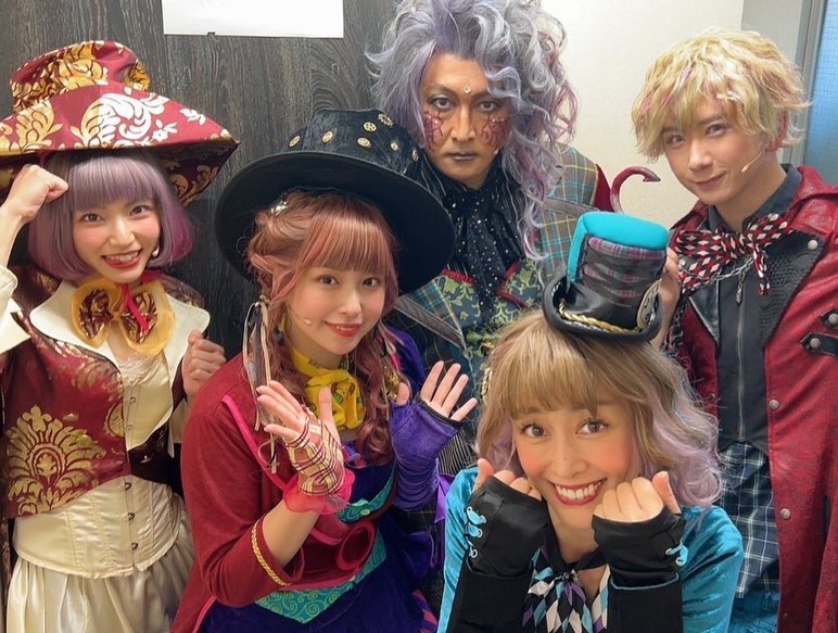 yuriyokomichi8's tweet photo. 年末年始は  #横道侑里 さんが出演した作品を視聴して過ごすのはいかがでしょう？ ①
【失創  #セブンスプレイ DVD(1/31まで)】
https://t.co/ZI2O54sjF6
【 #りさ子のガチ恋 ♡俳優沼 配信(1/15まで)】
https://t.co/adD5HxPuEV
【 #クリスマスキャロル2022 配信(1/18まで)】
https://t.co/Jq72L9PpzU https://t.co/hnAxI5AcUM