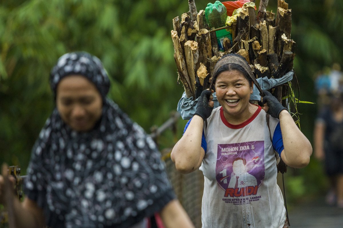 We are nearly two-thirds of the way to our funding goal for this year to help five communities in Gunung Nanning secure land tenure. Help us hit our mark! All donations are being triple-matched until January 1st, 2023. Visit ow.ly/WfvV50Mf38F to donate.