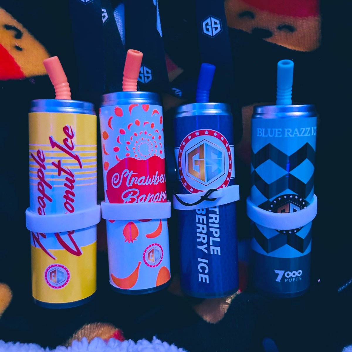 PixieStrmDesign's tweet photo. All my vapes look like little juice boxes 🧃✨🥰 https://t.co/pYqT0heIMx