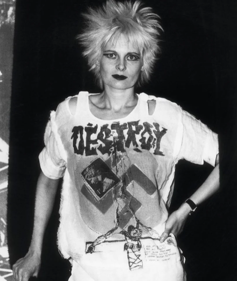 PunKandStuff's tweet photo. Rip #VivienneWestwood 

image (c) Getty https://t.co/YwGYWamUU2