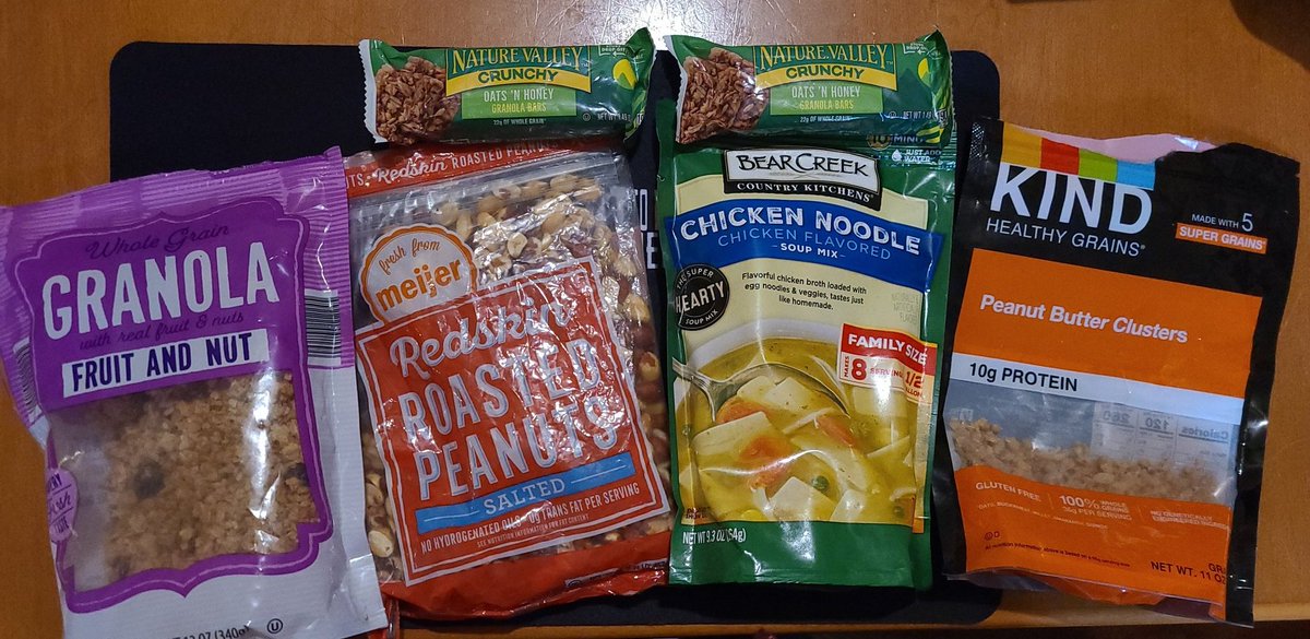edc76239's tweet photo. Food: Here's a few #Nonperishable food items, energy bars, nuts, #Bearcreek chicken noodle soup mix, and dried fruit, are essential for maintaining your energy and nutrition during an emergency and when you're bugging out with your #civilianloadout #EDC https://t.co/WXmOSZ3xli