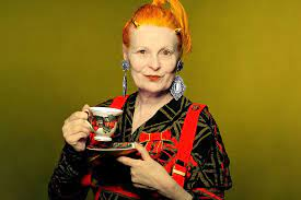 Grouse_Beater's tweet photo. Dame Vivienne Westwood (1941 - 2022)

She studied jewelery design, eventually becoming a renowned fashion designer and businesswoman, responsible for bringing modern punk and new wave fashions into the mainstream. She was also a fierce supporter of Scottish independence. https://t.co/UrEHp9LJbs