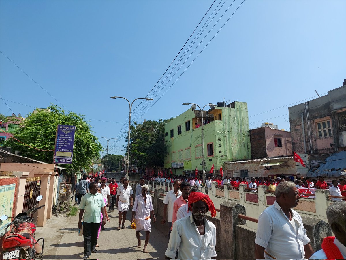 ezhilmarx74's tweet photo. இந்தியக் கம்யூனிஸ்ட் கட்சி @cpofindia @CpiTamilnadu நடத்திய சென்னை #கிண்டி #ராஜ்பவன்  #ஆளுநர்_மாளிகை_முற்றுகை போராட்டம் @ComradeDRaja @mutharasancpi 
29/12/2022, #GetOutRavi @rajbhavan_tn https://t.co/RFk0A8TlOP