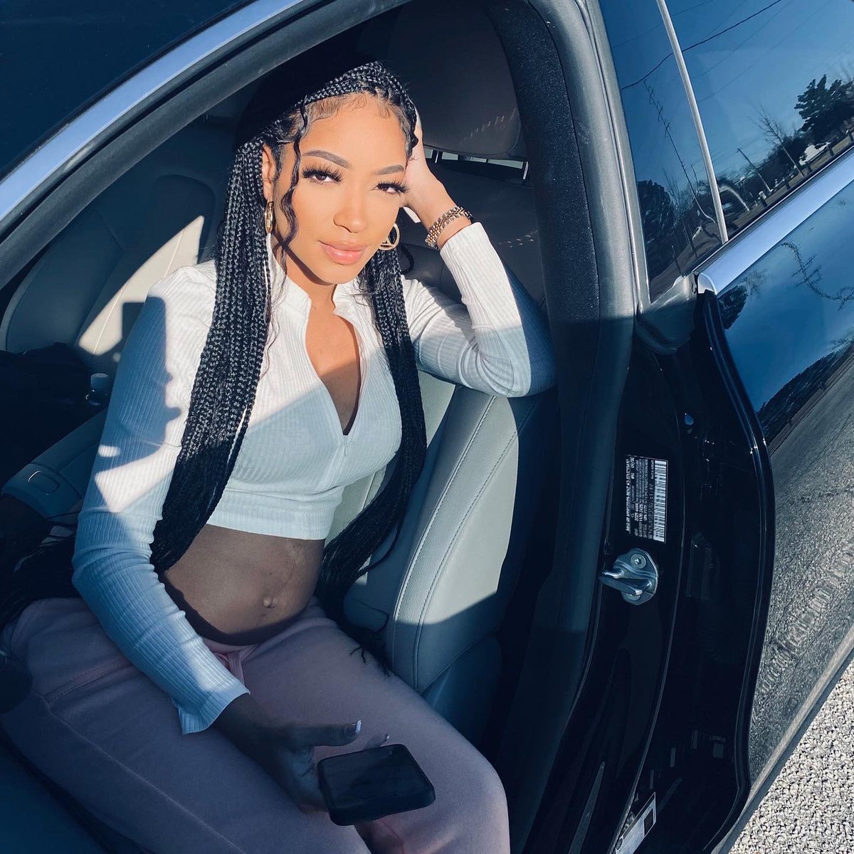 IamWhitneyA's tweet photo. Follow me on IG @ iamwhitneyalexandria https://t.co/3iclQkU6Sx