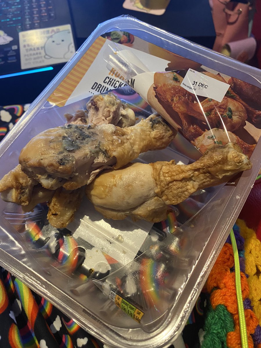 thenaaadia's tweet photo. Placed an @AmazonFresh @Morrisons order earlier this evening. Upon arrival I decided to tuck into the chicken drumsticks i ordered

Absolutely vile. Mouldy.

Let’s hope I don’t get food poisoning.

Thanks Amazon CS for the lack of urgency and issuing a £2.99 refund… 🙄 https://t.co/UNnfZxMTnA
