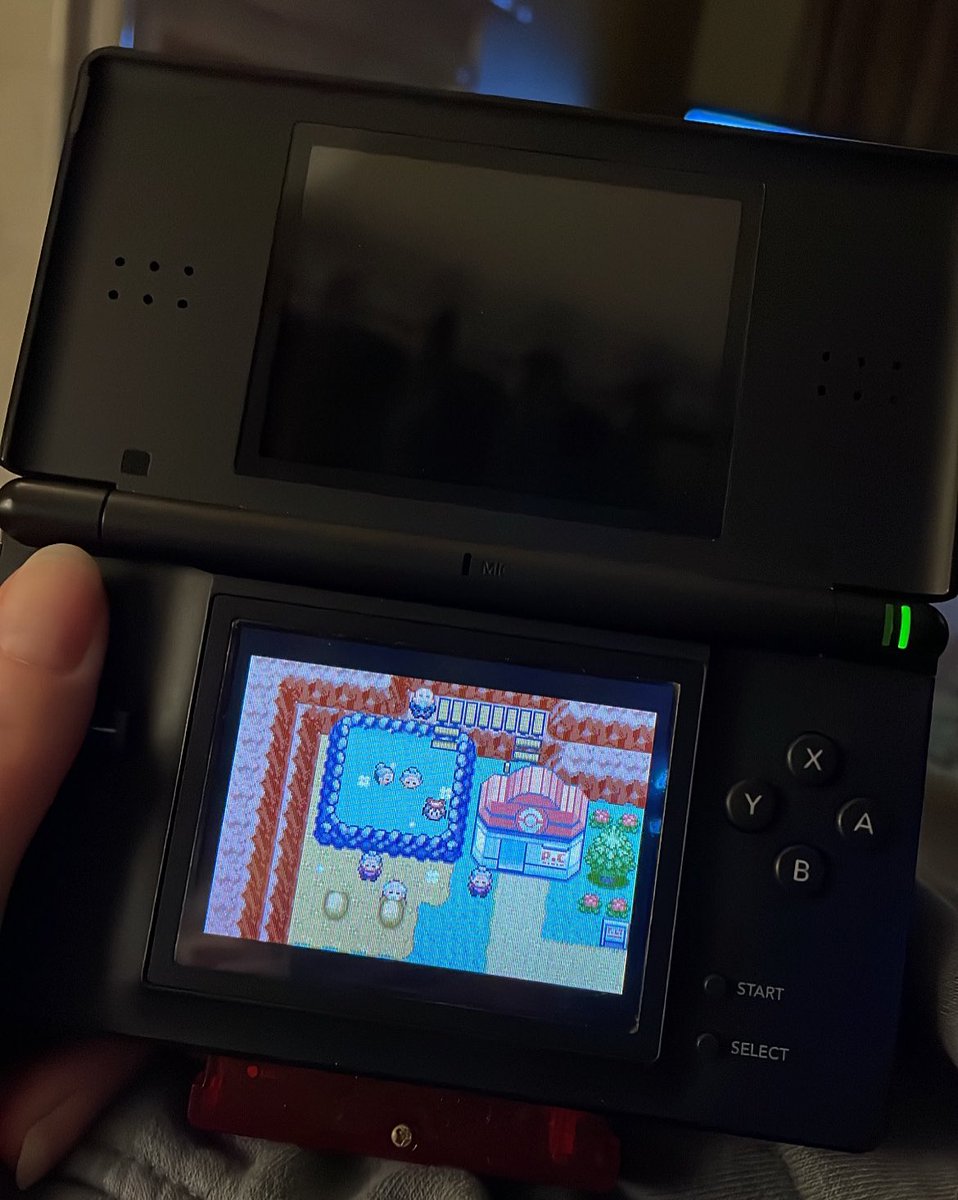 anacrossin's tweet photo. pure joy replaying this https://t.co/I7oj5FyvEM