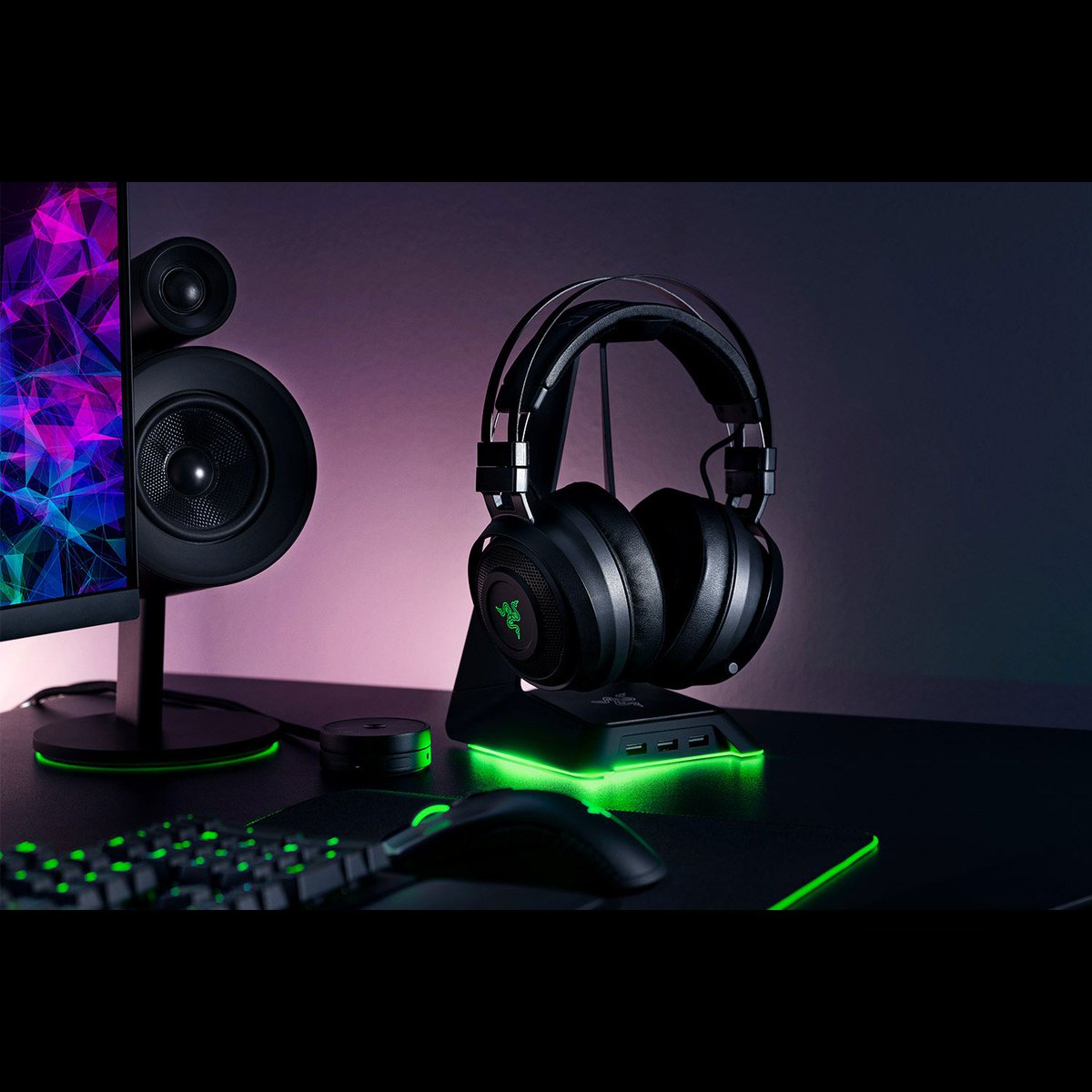 FairsideRomania's tweet image. #Razer with headset stand

Website: fairside.ro

#Fairside #Gaming #Community #Games #Gamers #Play #Fun #Team #Win #PC #Desktop #Setup #Challenge #Headphones #Headset #Keys #Buttons #Background #Lights #Peripherals #Gameplay #Ready #Players #Popular #Online #Viral #On