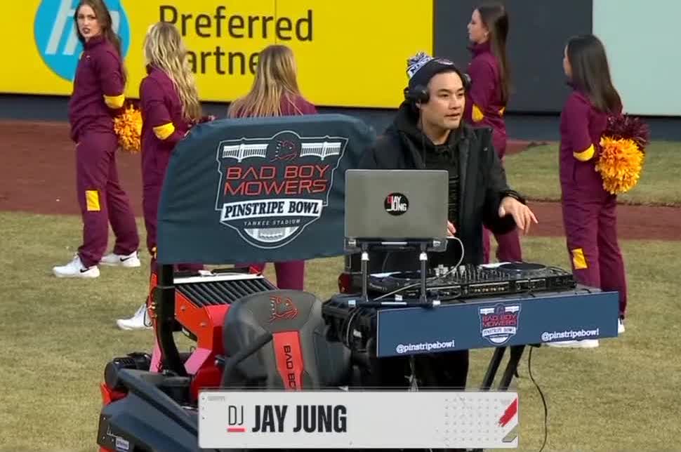 BleacherReport's tweet photo. He's DJing on a lawn mower❓ https://t.co/s5Z7mJsh3L