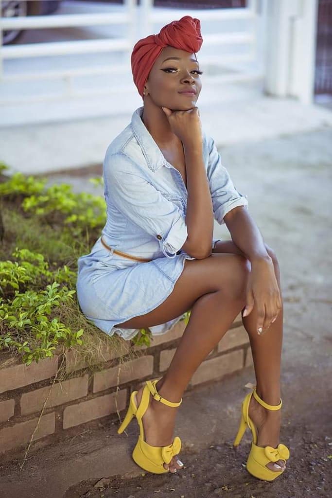 EevaBrown's tweet photo. Permítete ser FELIZ.

https://t.co/YAQQeujLai

@CamSodaLive #camsoda #ebony #sexy #colombiana #follow https://t.co/cu0mpfS5wD