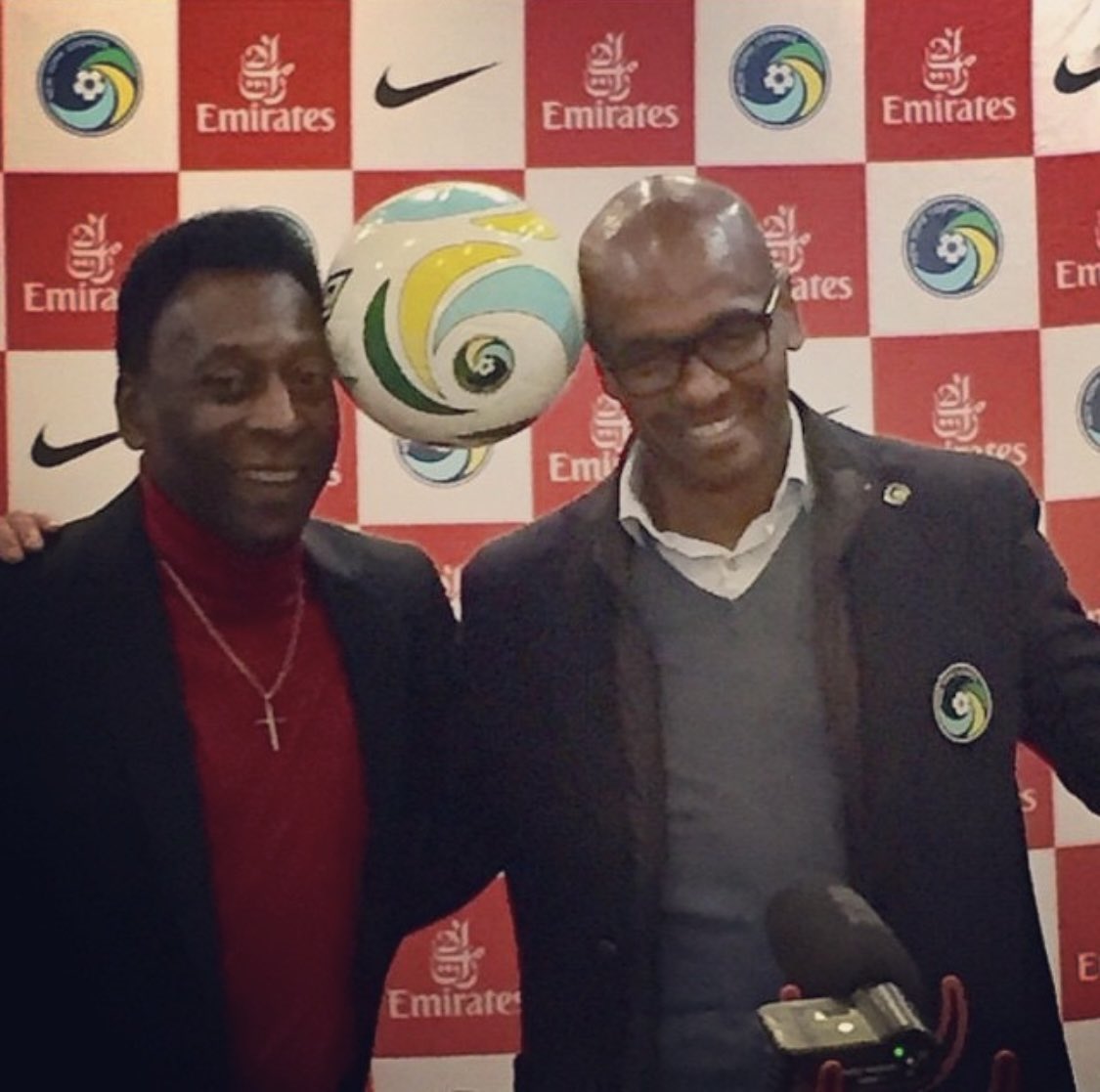 Marcos Senna tweet media
