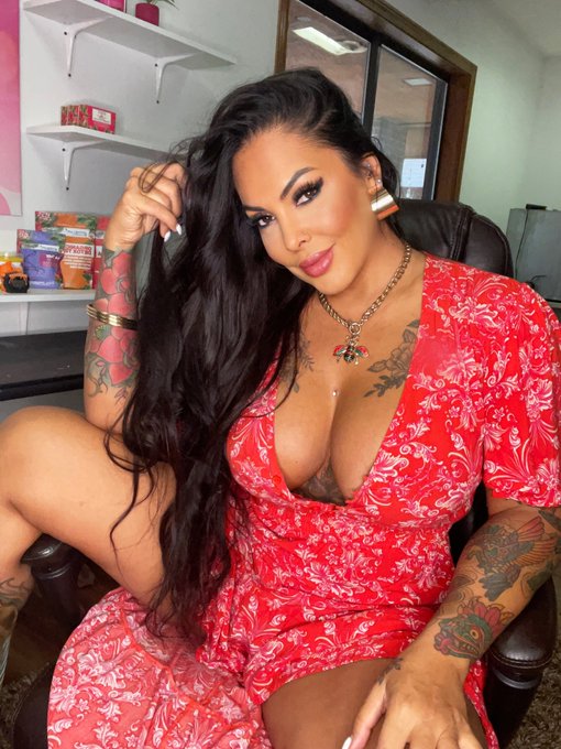 Aaaaaand you FUMBLE that bag 😂 damn &hellip;..  https://t.co/njDHi9alXU https://t.co/hjcyDU2kK5<a href="/tag/sexy"class="tags"><span>#sexy</span></a><a href="/tag/influencer"class="tags"><span>#influencer</span></a><a href="/tag/onlyfans"class="tags"><span>#onlyfans</span></a><a href="/tag/onlyfansgirl"class="tags"><span>#onlyfansgirl</span></a>