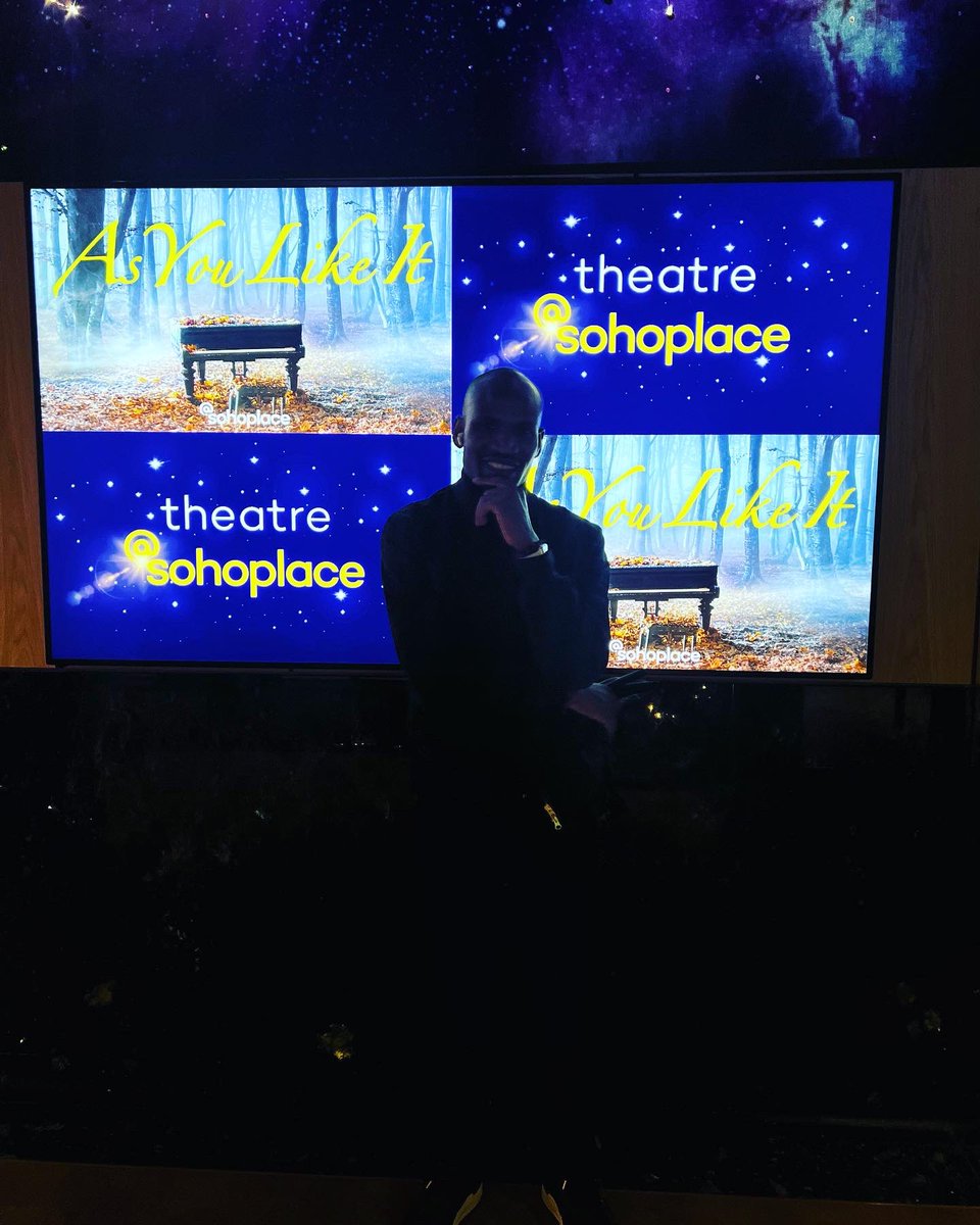 ZVawg's tweet photo. The last theatre experience I will have in 2022 as I say bye to the old year and thank you for everything. ❤️✊🏿

@sohoplacelondon https://t.co/ZMQVlQYV4Z