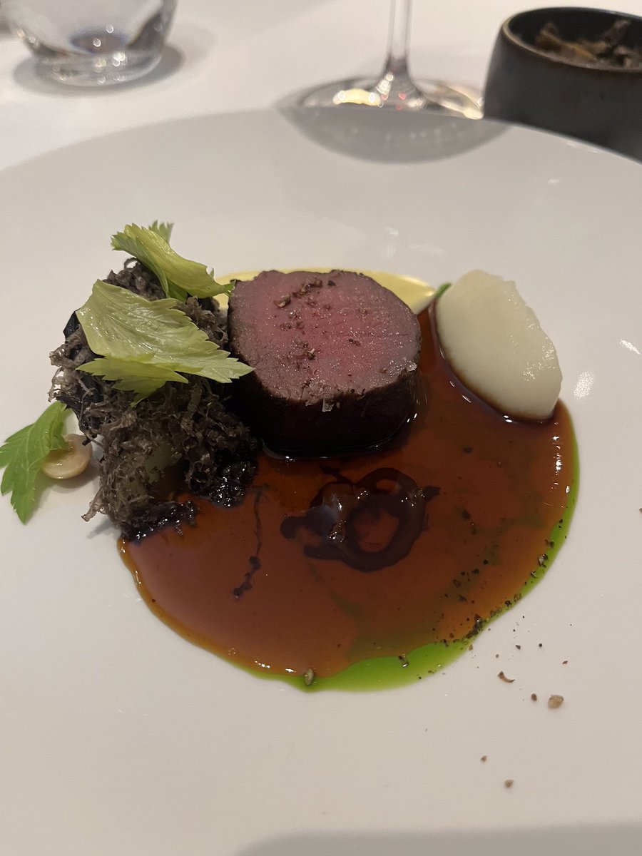 EmmaMurfin's tweet photo. Great meal last night at the Arkle restaurant @TheGrosvenor Really nice to revisit the place that our food journey began 14 years ago. https://t.co/AwNOfoGVrZ