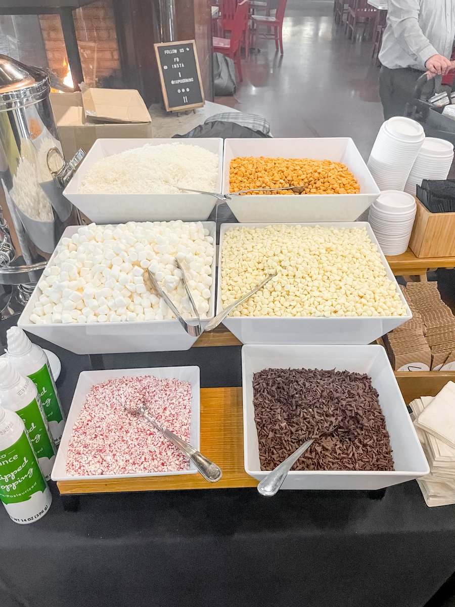 iuidining's tweet photo. This cold weather has us thinking about our Hot Chocolate Bar from last semester. Who thinks we should do this again??
-
#iupui #iupuidining #towerdining #hotchocolate https://t.co/t5xqk2N4Lz