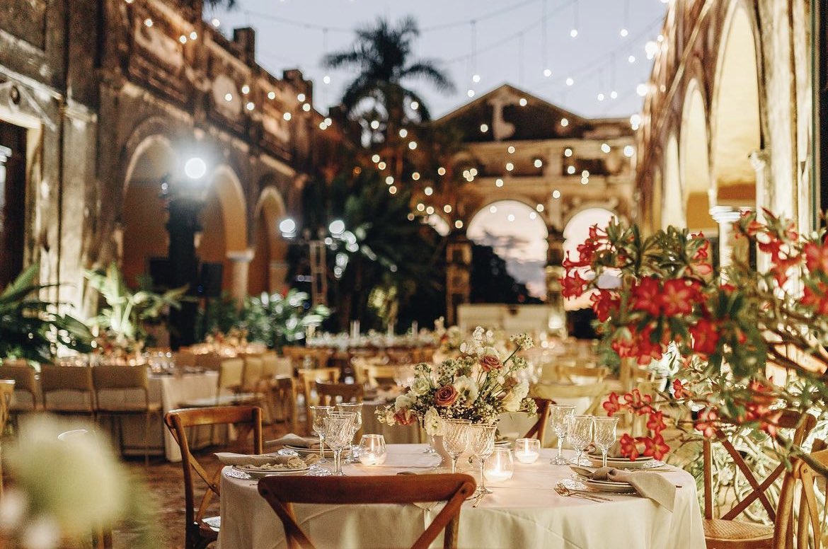 HdaYaxcopoil's tweet photo. En Hacienda #Yaxcopoil tus sueños se vuelven realidad. 
#WeddingPlanner #brides #bodas #boda #weddinginspiration #yucatán https://t.co/tPew2CzFyf https://t.co/7SAzjU2LjH