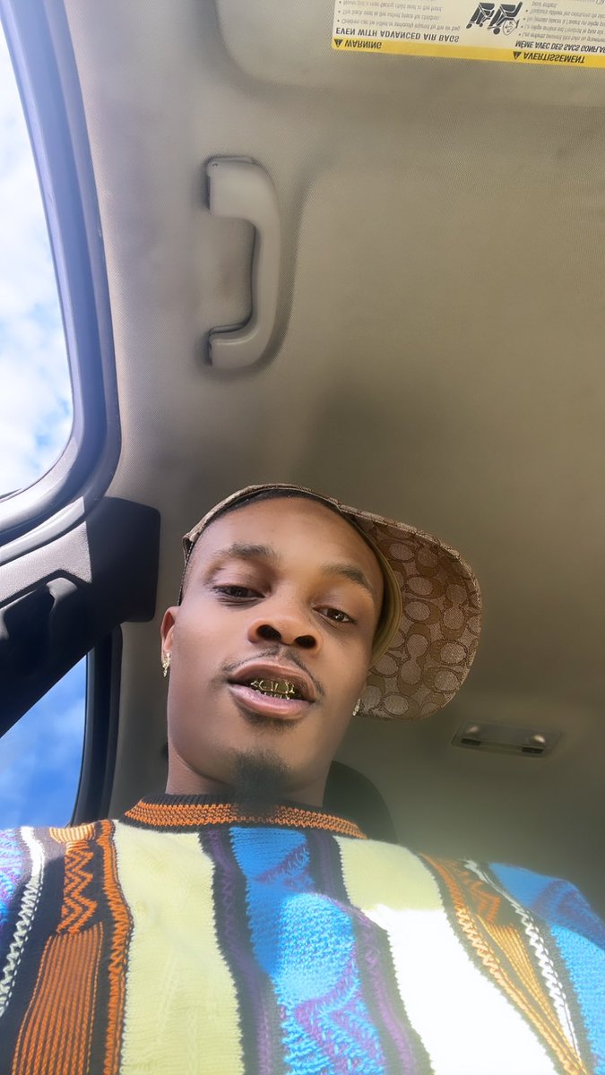 fred_ebony's tweet photo. Silent & deadly…
Rip big brother 🙏🏼
4’s up😈🌪️
#LLCharles💜🌪️ https://t.co/mepZBmdpxR