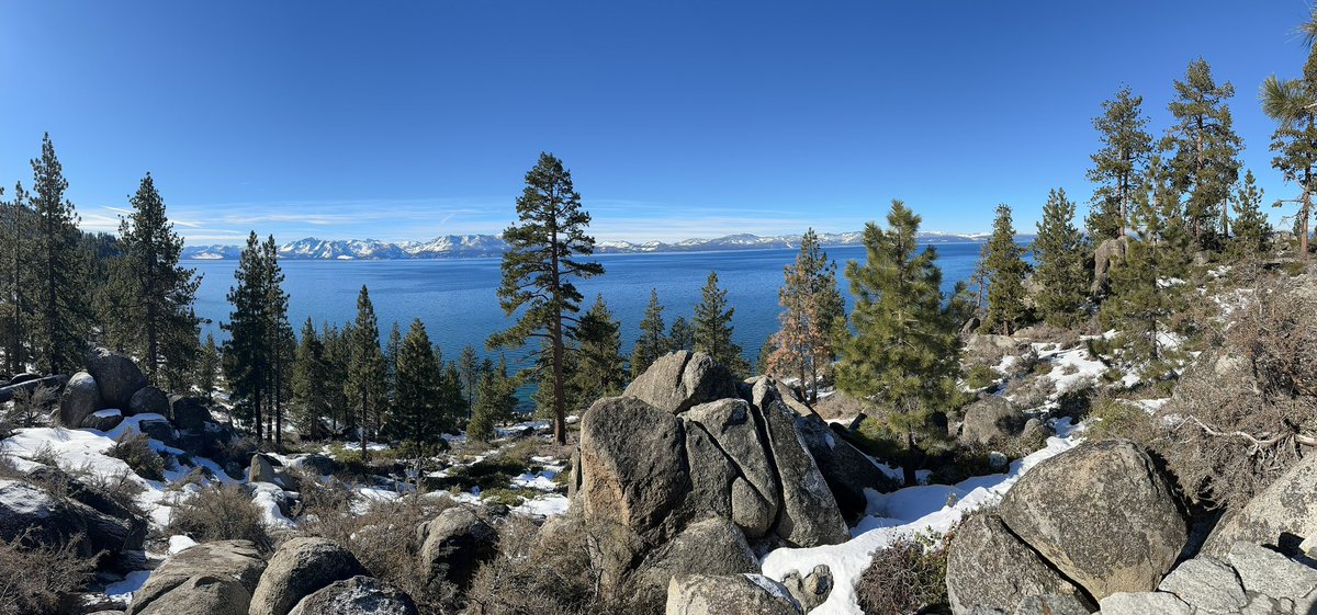 krissalpr's tweet photo. Lake Tahoe, California https://t.co/Wn0jgErT47