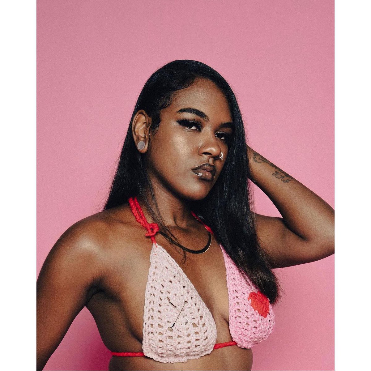 livelifetee_'s tweet photo. The one and only @slimeroni901 in her gifted giftedbyfaith set πβ€οΈπ#slimeroni #slimeroni901 #memphis #blackgirlcrochet #crochet #crochetskimask #skimask #crochetbalaclava #balaclava https://t.co/o07icEnrUf