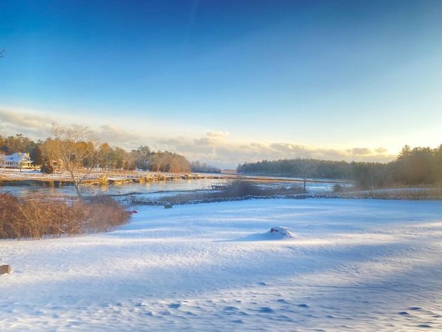 FriendshipHome1's tweet photo. Friendship Home member and amazing photographer Chelsea Perez took this picture of the North River. #friendshiphome #photography #northriver #norwell #massachusetts https://t.co/ZEwUtYoYCg