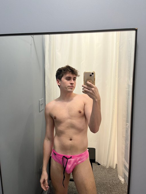 should I buy? 👙 https://t.co/C6nEwJujTe