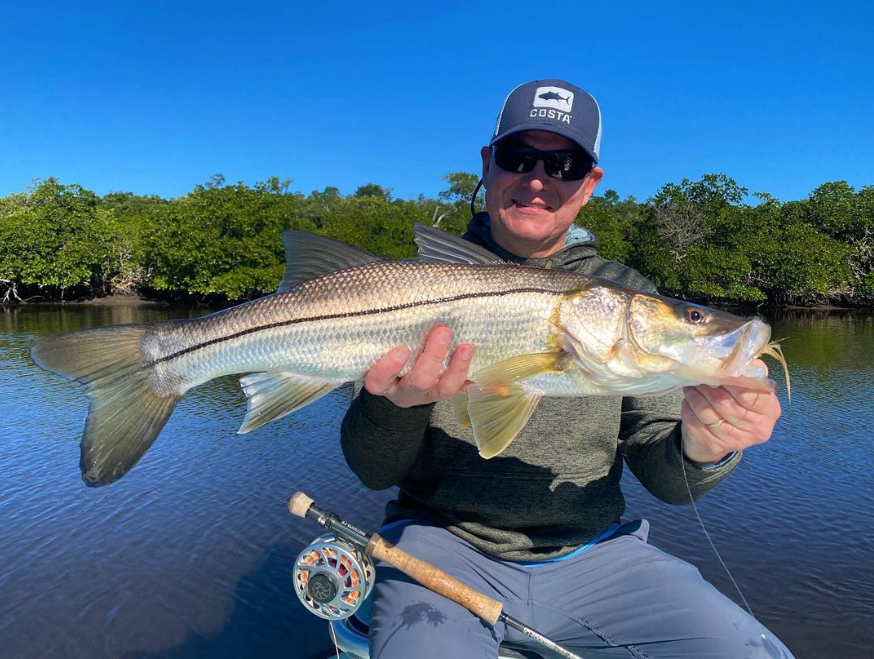 Saltwateronfly's tweet photo. Nice Snook
@captjefflegutki
@bill_woj and his first #snookonfly on his first #saltwaterflyfishing trip

#flyfishingguide #sightcasting #inshorefishing #snookfishing #flyfishingaddict #flyfishing #crushvariables #feelconnected #gloomisfly #guidetools #flylords #nrxplus https://t.co/URHTK0PsHM