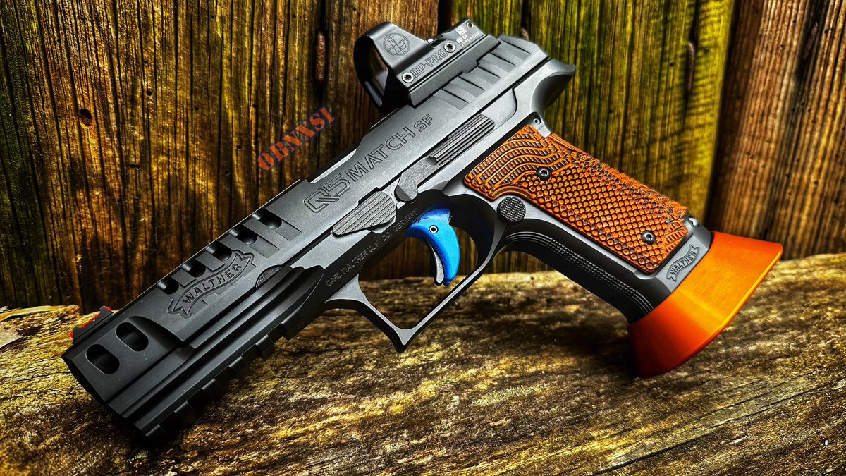 OBNXS1's tweet photo. Make sure to hit that follow!
The magwell might be a BIT much for my personal use but I bet itโs amazing for competition.
#lok #lokgrips #walther #q5match #waltherq5 #q5matchsf #leupoldoptics #deltapointpro https://t.co/2ayiqC6QWk