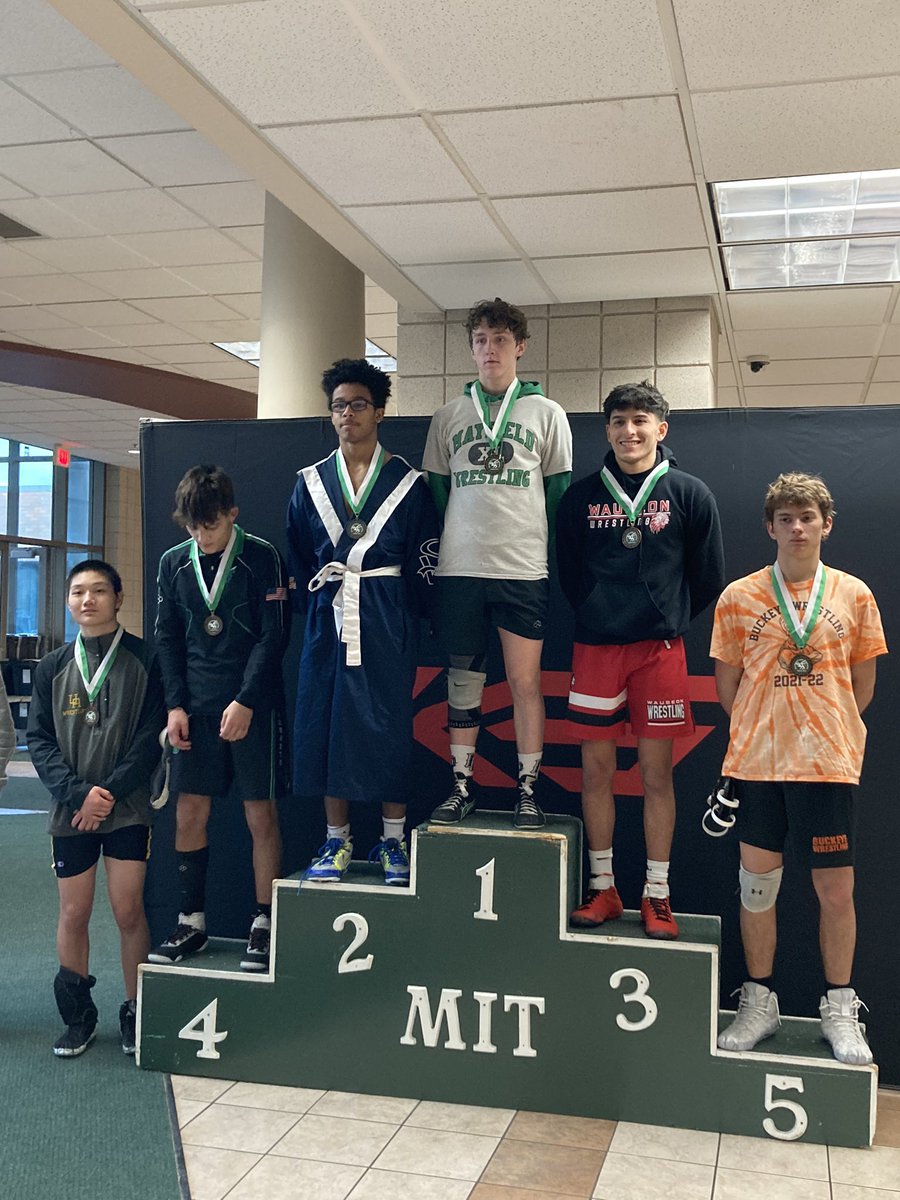 solonwc's tweet photo. Congratulations to Senior Malakhi Sharpley on his runner-up finish at the 2022 @MedinaWrestling Invitational Tournament at 132 pounds. #ChasingPodiums #OnePercentBetterDaily #WeAreSC @SolonAthletics https://t.co/m51Ucfffwl