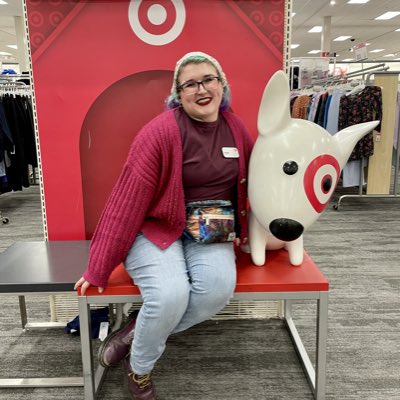 BeOurGuest2357's tweet photo. Bullseye and I made it through the holiday season!! 🎯 #worksomewhereyou❤️ https://t.co/FewSlNkqO0