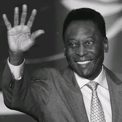 MagasuC's tweet image. Le Roi du football est parti, à jamais dans nos cœurs, 
Paix éternel à ton âme le Roi pelé.