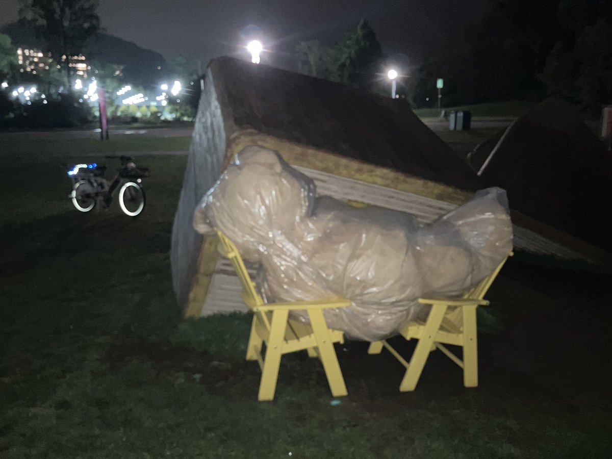 pilarwish's tweet photo. Another random act of kindness in Golden Gate Park!  Someone gifted this 8’ teddy bear which is getting lots of hugs from children on #TheGoldenMile 

I’m working on a plan (at the request of this little girl) to protect the 🐻 during rain.  If you’ve got ideas DM me! https://t.co/C3kFMRcM15