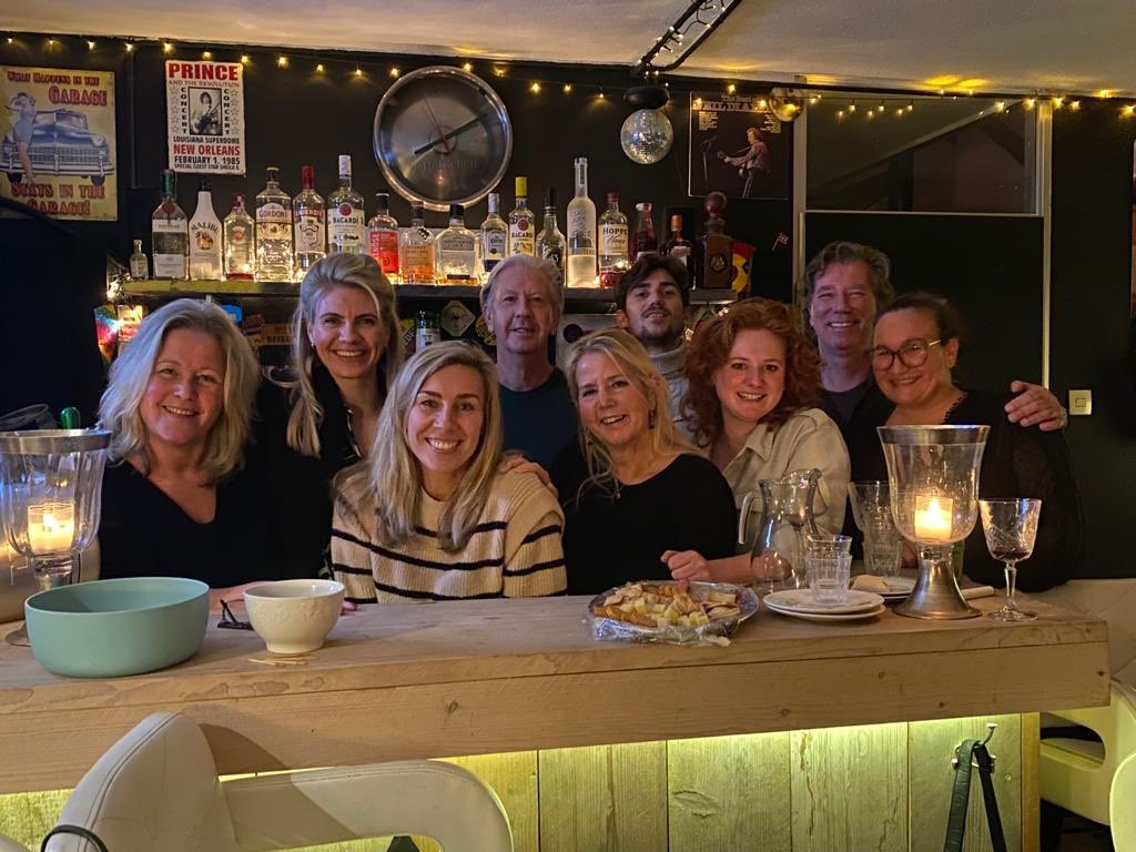 Met het leukste team in onze bar 💙💙💙 #tmi #gezelligheid