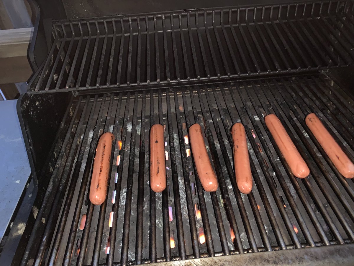 Last hot dogs of 2022. Thanks again to ⁦<a href="/HalendasMeats/">Halenda's The Meat People</a>⁩ for their always excellent products! #BBQ