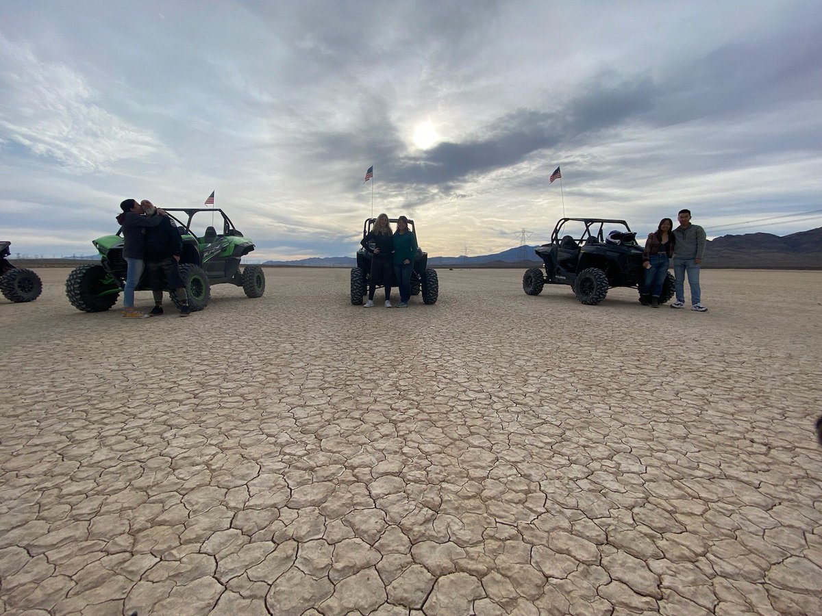 AATVEGAS's tweet photo. Add some adventure and excitement to your vacation!! Comes out to the Mojave desert have some fun with your family, friends or significant others. 
Book now 702-876-4600
#vegas #vegasnightlife #vegasstrip #mojavedesert #polaris #kawasaki #offroading #offroad #rzrlife #rzr1000 https://t.co/b7PxUQFwlb