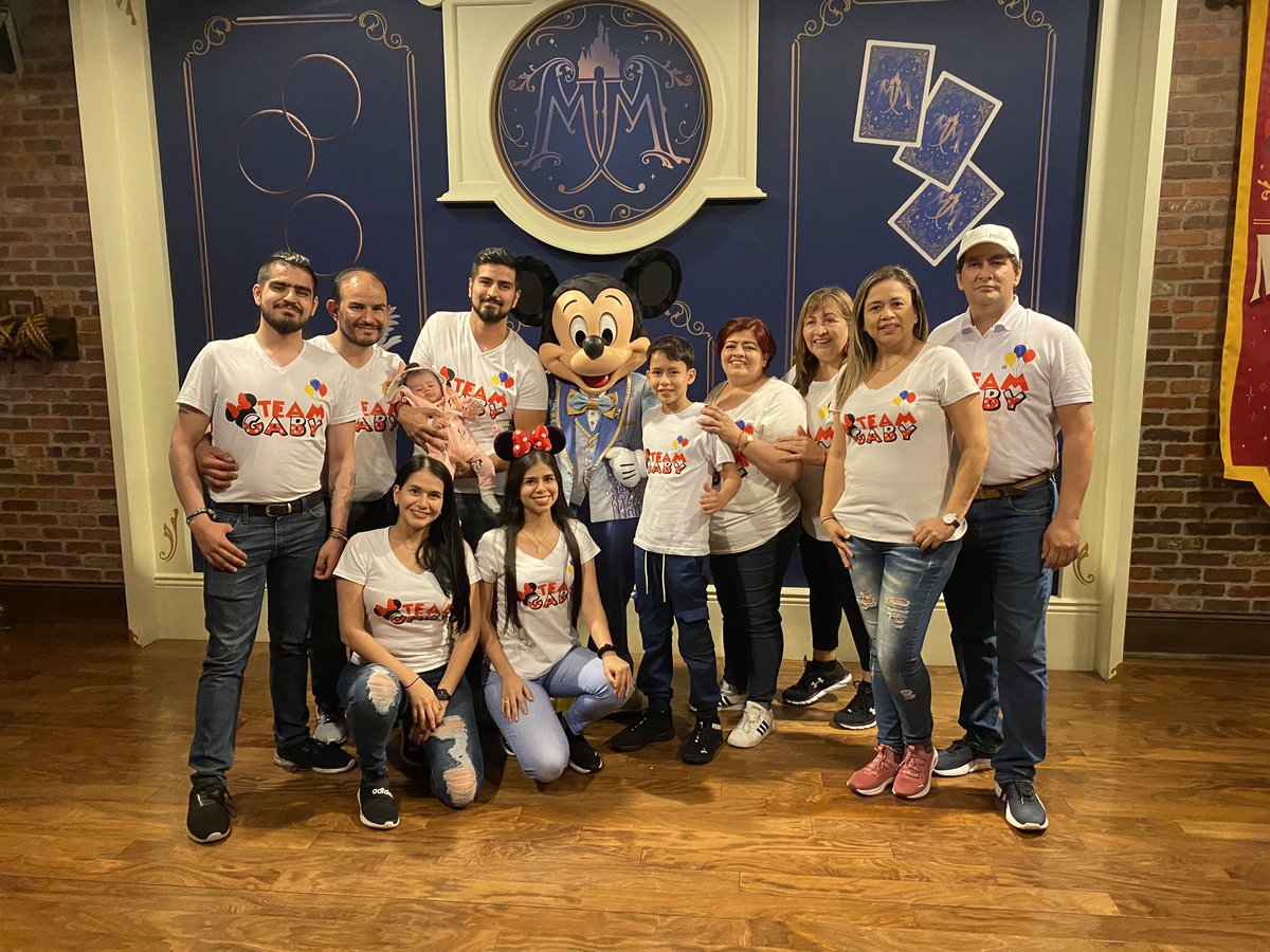 lucedano1006's tweet photo. Familia! ❤️ https://t.co/KEj2LK8CSa