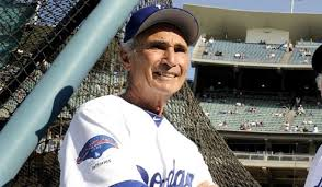 baseballinpix's tweet photo. Happy 87th Birthday to Hall of Famer Sandy Koufax, born this day in Brooklyn, NY. https://t.co/elSPe5x1OJ