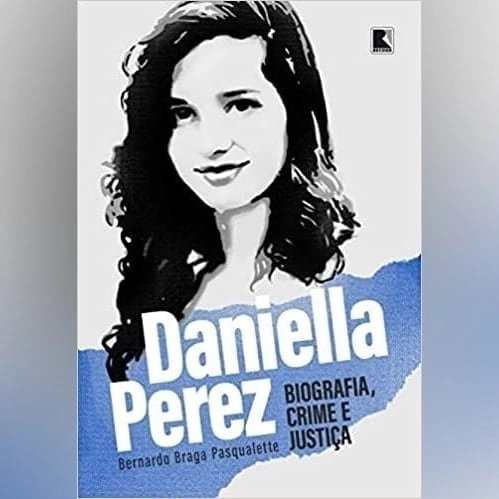 Resenhando's tweet photo. Autor do livro #DaniellaPerezBiografiaCrimeEJustiça, lançado pela #editoraRecord, o escritor #BernardoBragaPasqualette fala essa história em uma entrevista exclusiva sobre o caso #DaniellaPerez. Você pode ler a entrevista completa neste link 👇🏻
https://t.co/qJ4GdcBQlM https://t.co/w84OT9eb4g