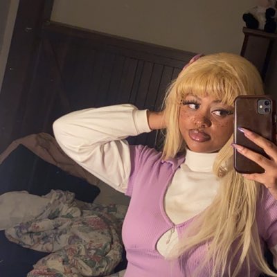 LightSkinUsagi's tweet photo. #NewProfilePic https://t.co/Lyi4NMtgZH