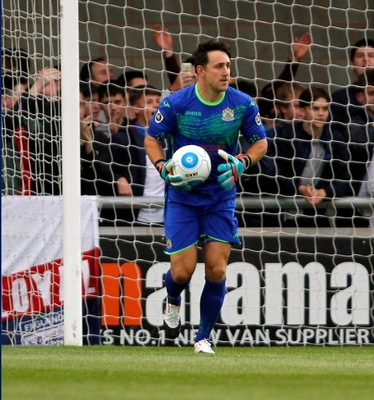 chris_eaton_'s tweet photo. Let's start the countdown to Sunday and number 300 for this man. Tonight was Ben's 114th Clean Sheet &amp; his 97th in the league. In 248 league matches for the Mighty County he has conceded just 245 goals, an average of 0.988 per match. Some stats from The GOAT 👏🎩 #stockportcounty https://t.co/TmUhvk6uVU