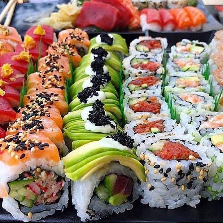 ccpoputas's tweet photo. sushi | smash or pass https://t.co/pklWUJmk2I