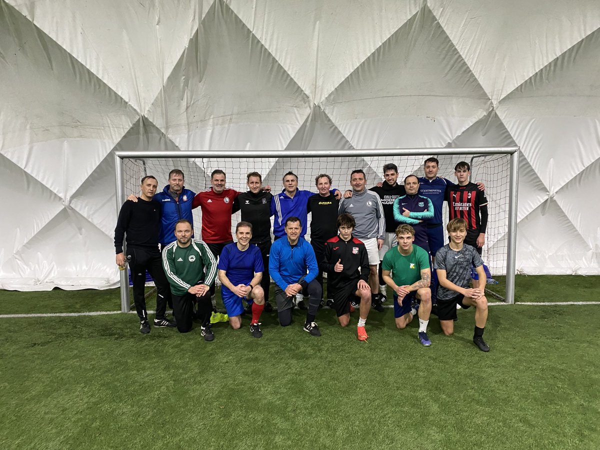 zamykamy rok w mocnym piłkarskim składzie!⚽️💪