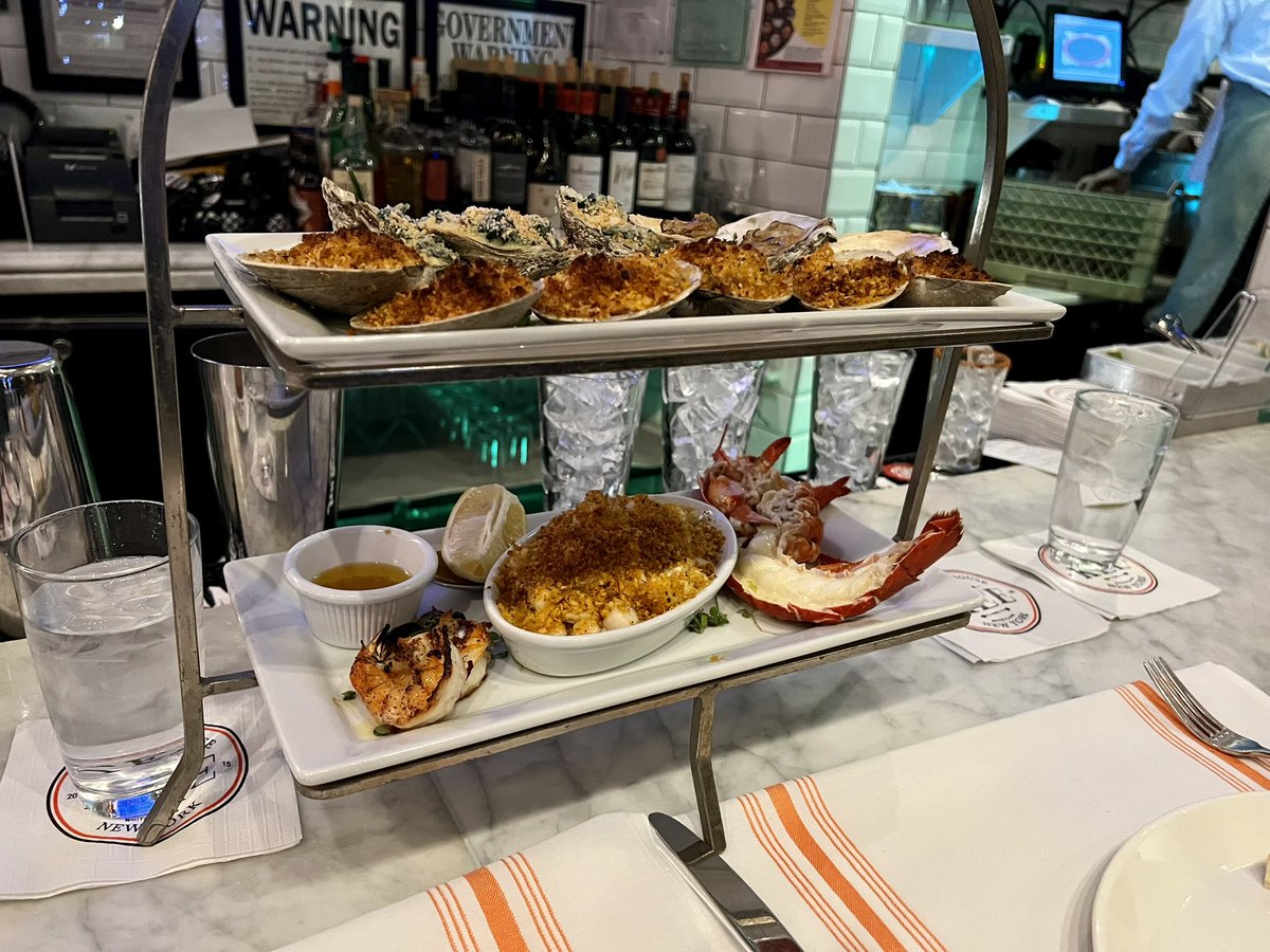 New American cuisine  Seafood for dinner at Kee Oyster House White Plains New York

#KeeOysterHouse #RestaurantsWhitePlains #RestaurantsNewYork #SeafoodRestaurants #SeafoodCuisine #NewAmericanCuisine #WhitePlainsNewYork #NewYork