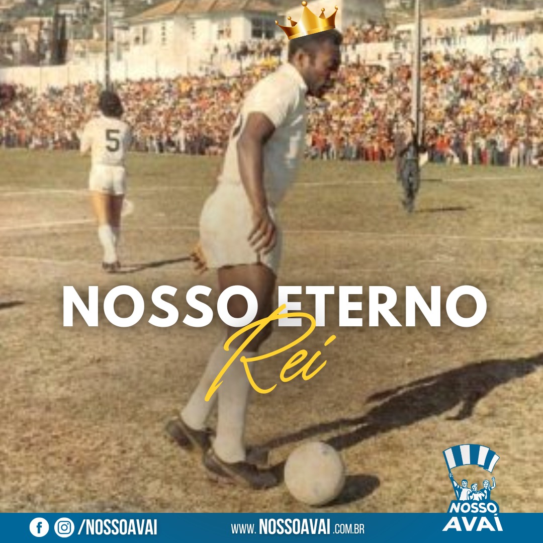 Há exatos 50 anos, o Rei do futebol mostrava toda genialidade para os manezinhos em amistoso contra o Avaí. 
O movimento nosso Avaí lamenta a morte de Pelé, e deseja força aos familiares. 💙🖤