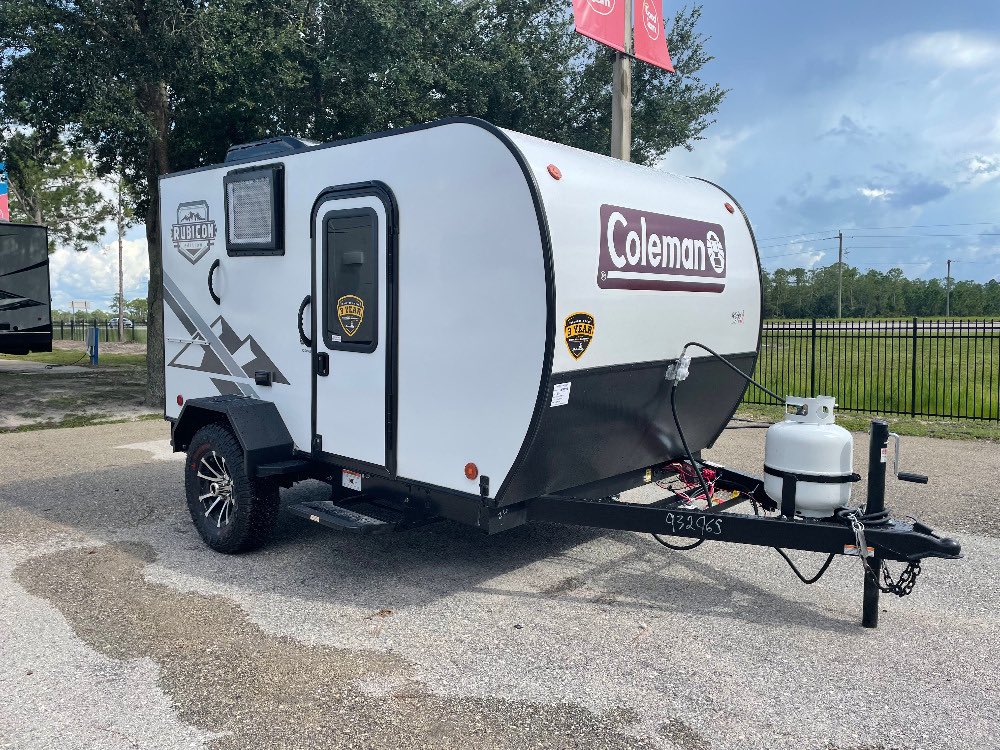 Win this @CampingWorld RV for 2023 adventures… I’ll pick one who Retweets AND tells me and where they would go.. must use #CampingWorld2023